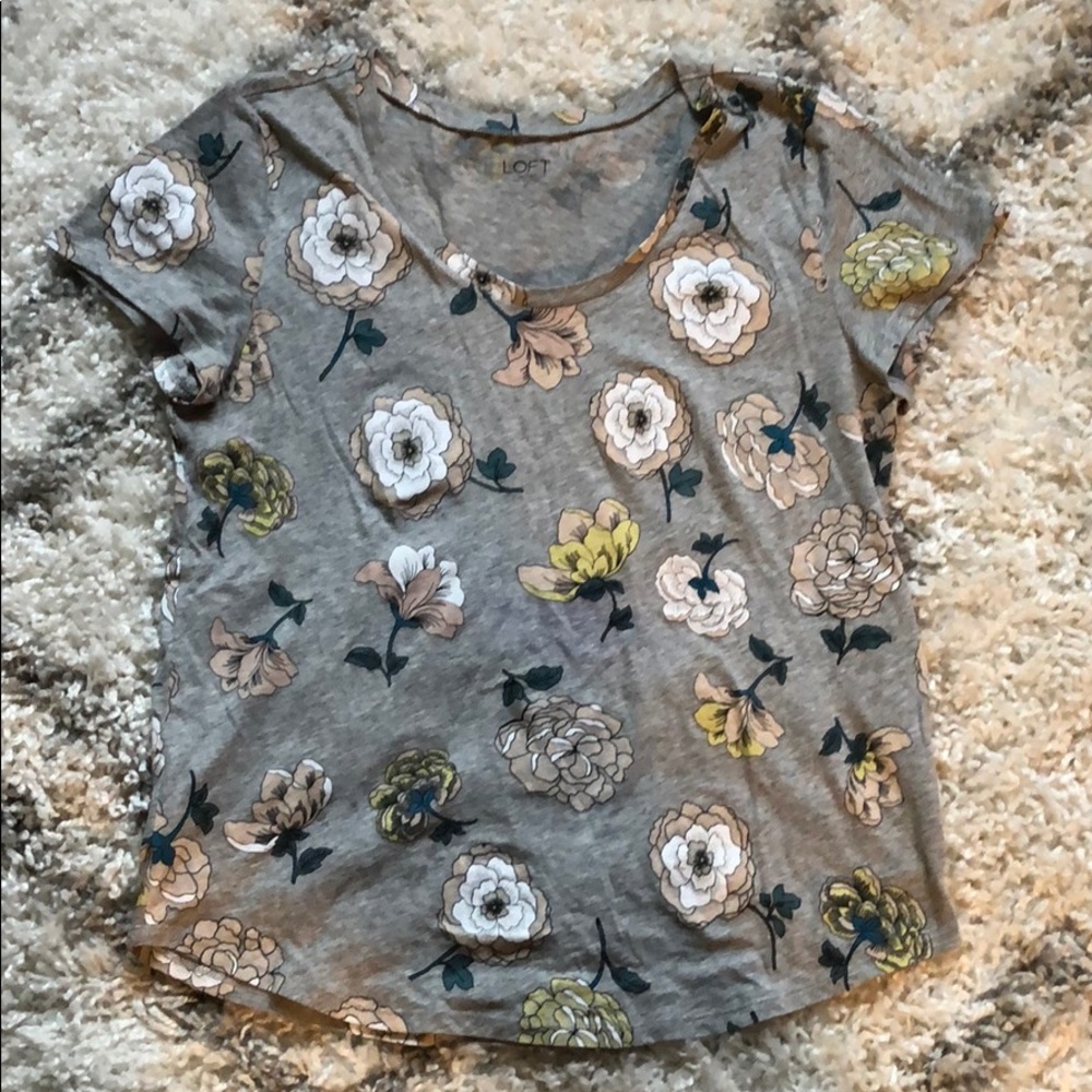 LOFT Tshirt Short Sleeve Cotton Gray Floral